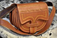 carriel puro cuero un solo color 